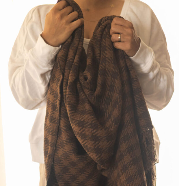 Houndstooth Handwoven Cotton Throw Brown