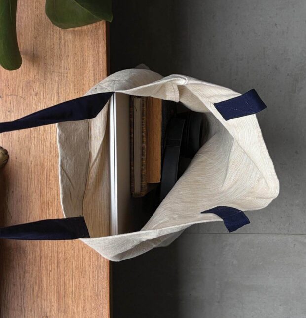 Textura Cotton Tote Bag Beige / Indigo