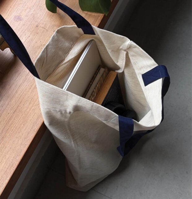 Textura Cotton Tote Bag Beige / Indigo