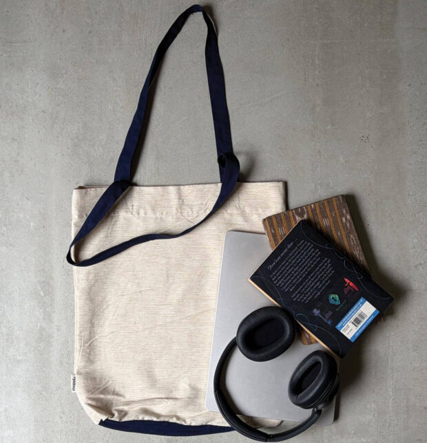 Textura Cotton Tote Bag Beige / Indigo