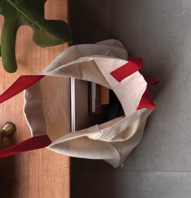 Textura Cotton Tote Bag Beige / Red