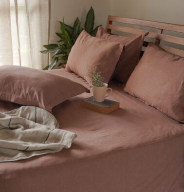 Earthen Hues Cotton Bedsheet – Rose Dawn (with 2 Pillow Covers)